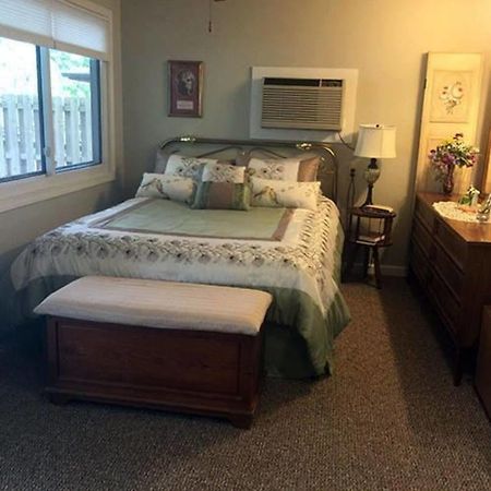 Lakeshore Bed & Breakfast Indian Point Esterno foto